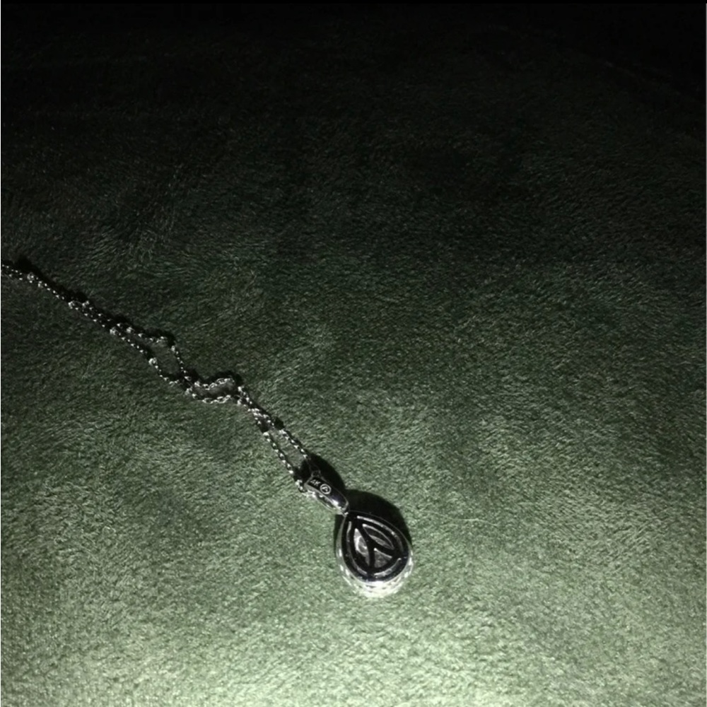 Diamond Teardrop Pendant with Chain, White Gold, .65 carats, stunning! - Picture 8 of 16
